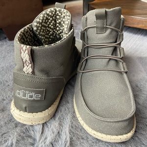 Unisex hey dudes boot.